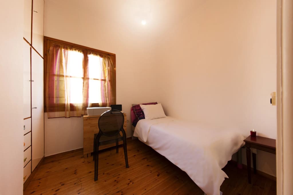 Exquisite Athens Apartment - photo 4