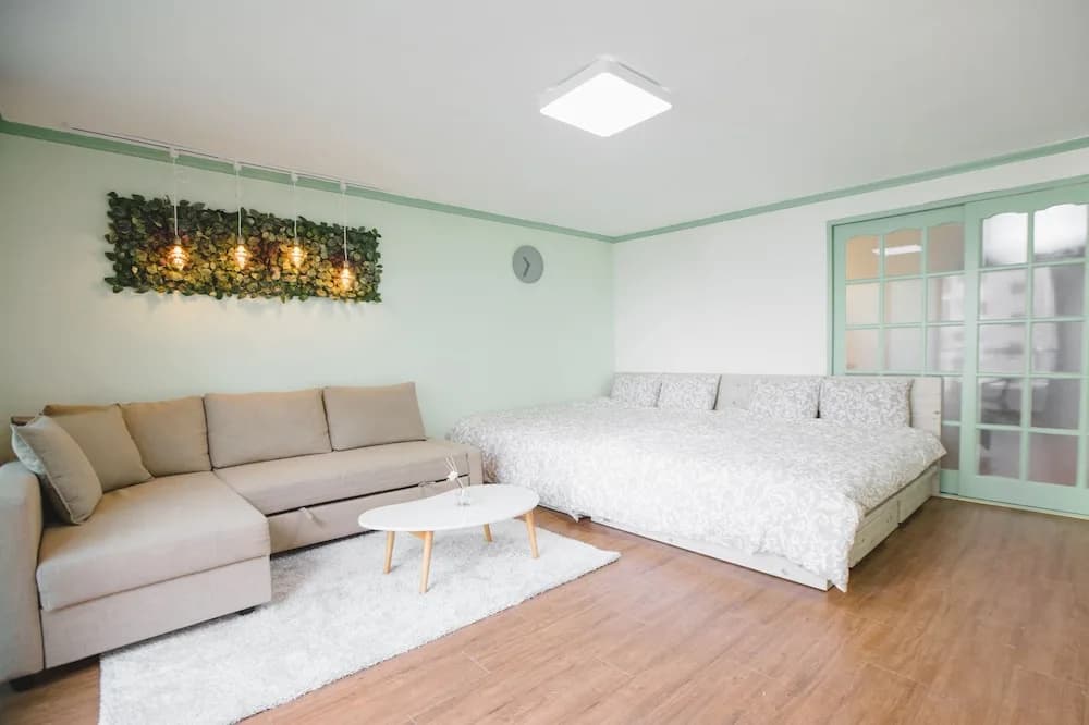 Mint House - photo 3