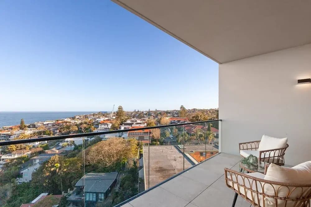 Modern 1-bed With Tamarama Beach Views - photo 3