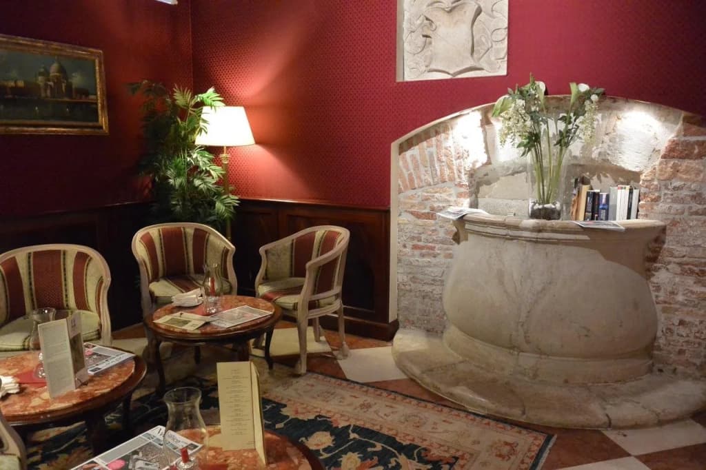 Duodo Palace Hotel - photo 14
