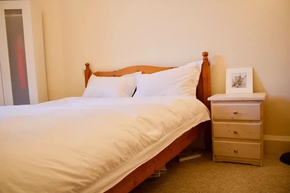 2 Bedroom Bruntsfield Apartment - photo 25