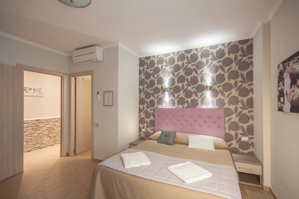 Rome King Suite - photo 23