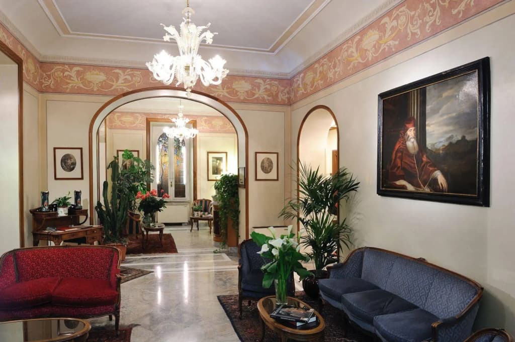 Hotel Farnese - photo 2