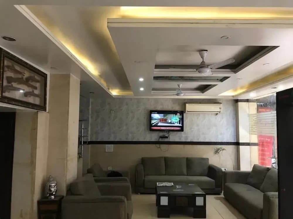 Hotel Udhav Palace - photo 14