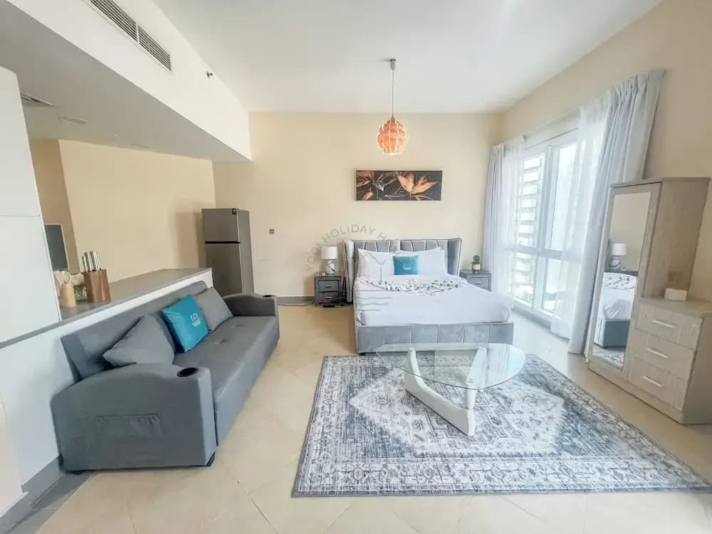 Snug Studio With City Views, Perfect For Couples - photo 1
