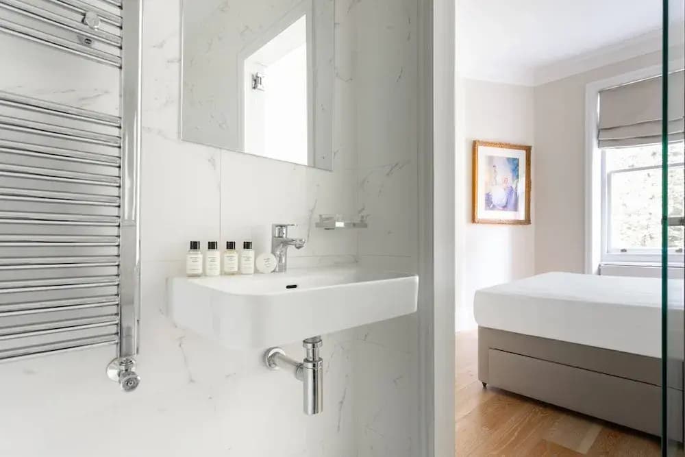 Egerton Gardens IX by Onefinestay - photo 9