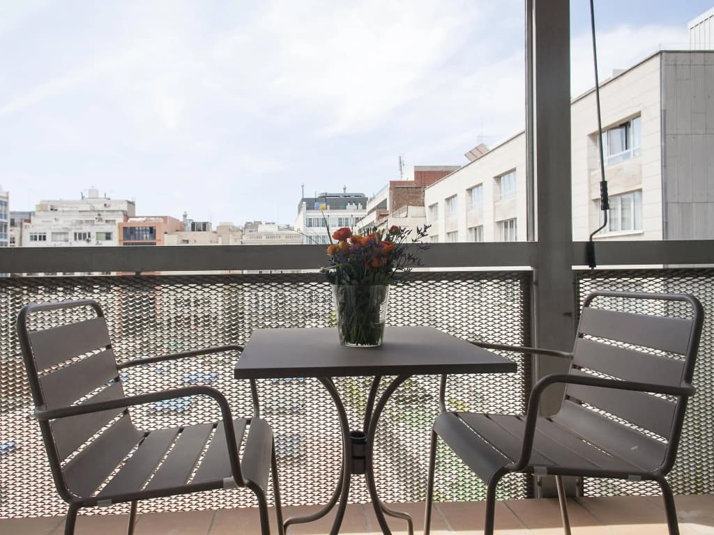 Splendom Suites Pau Clarís - photo 6