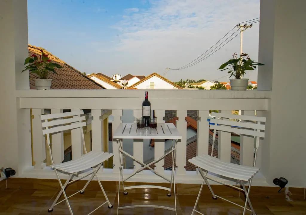 fullhouse hoian - photo 16