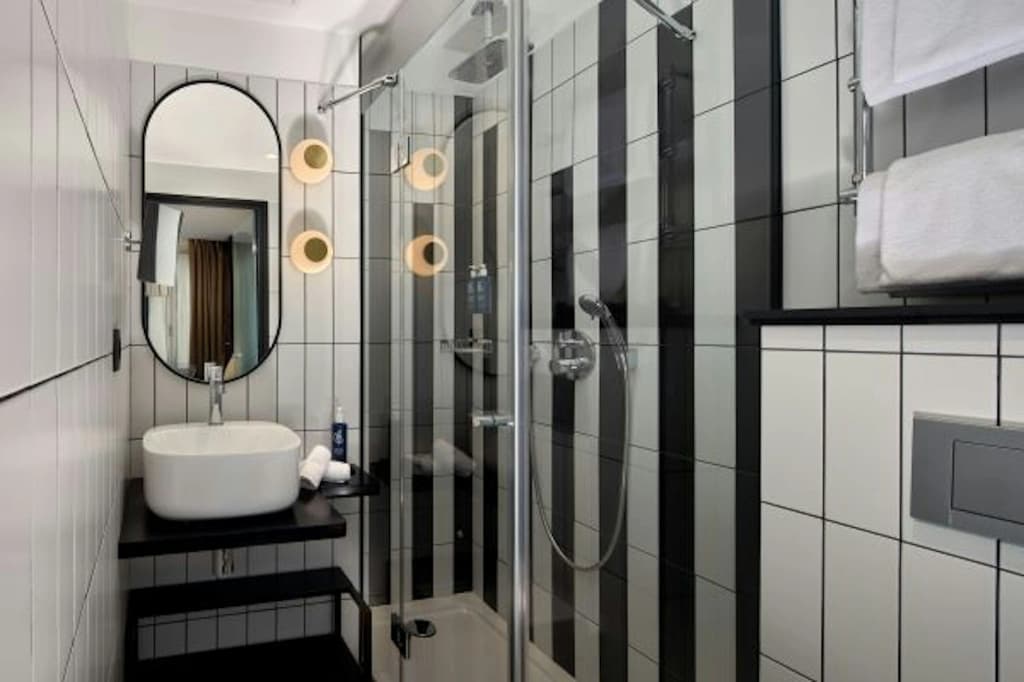Platine Hotel - photo 34