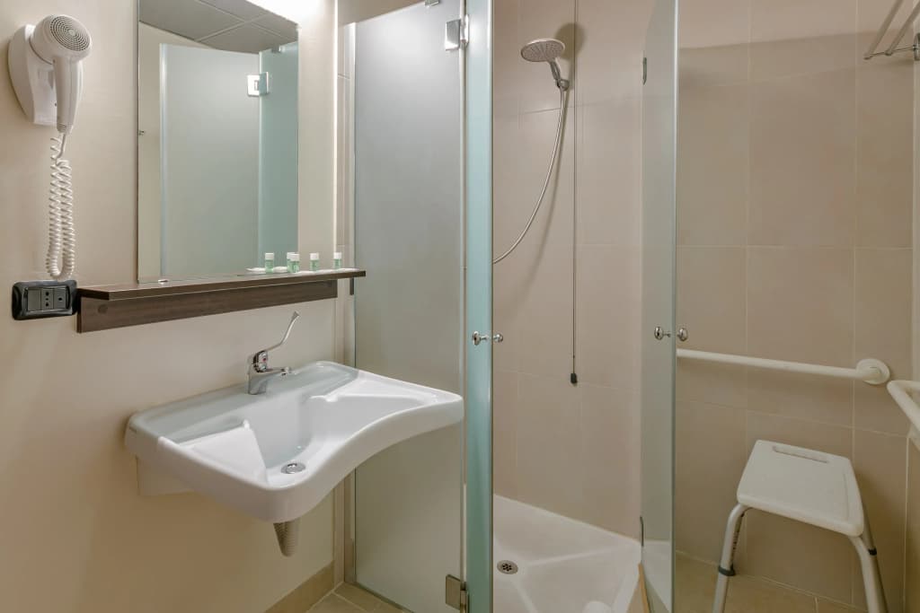 B&B Hotel Firenze City Center - photo 10