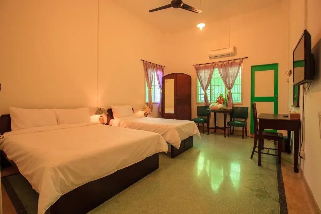 DeVilla Limbongan Boutique Homestay - main photo