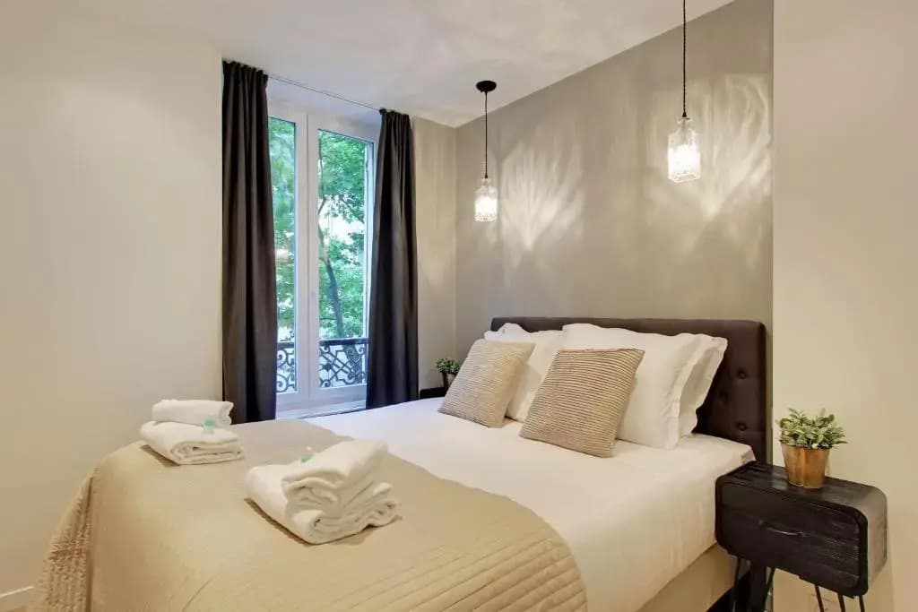 Pick A Flat's in Champs Elysees - rue Percier - photo 2