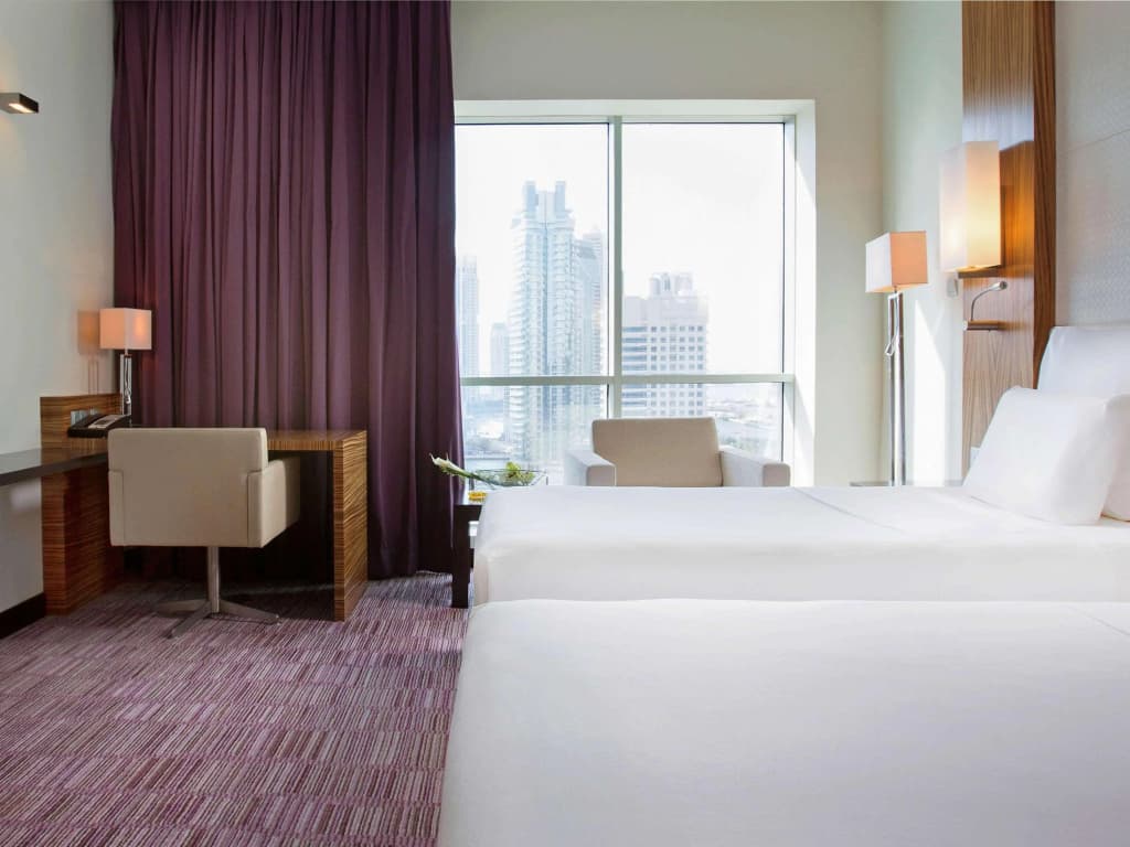 Pullman Dubai Jumeirah Lakes Towers - Hotel & Residence - photo 4