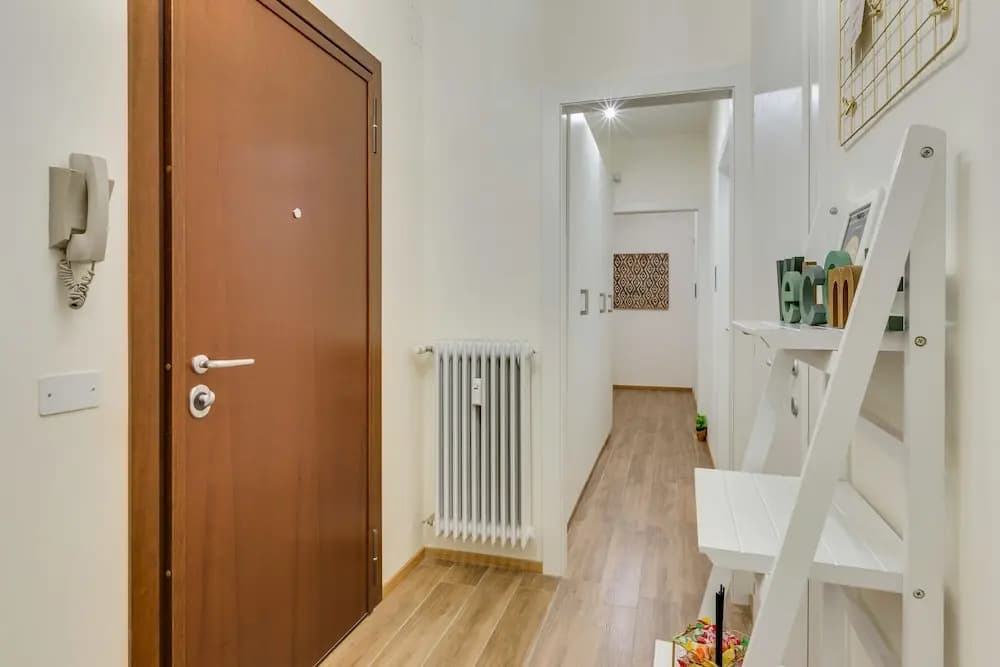 Rooms Vidar Train station - photo 18