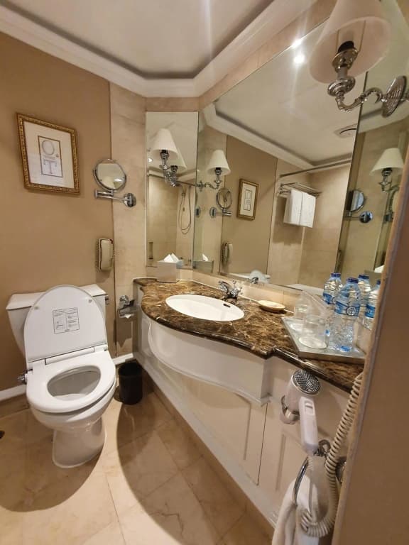 Hotel Gran Mahakam - photo 39