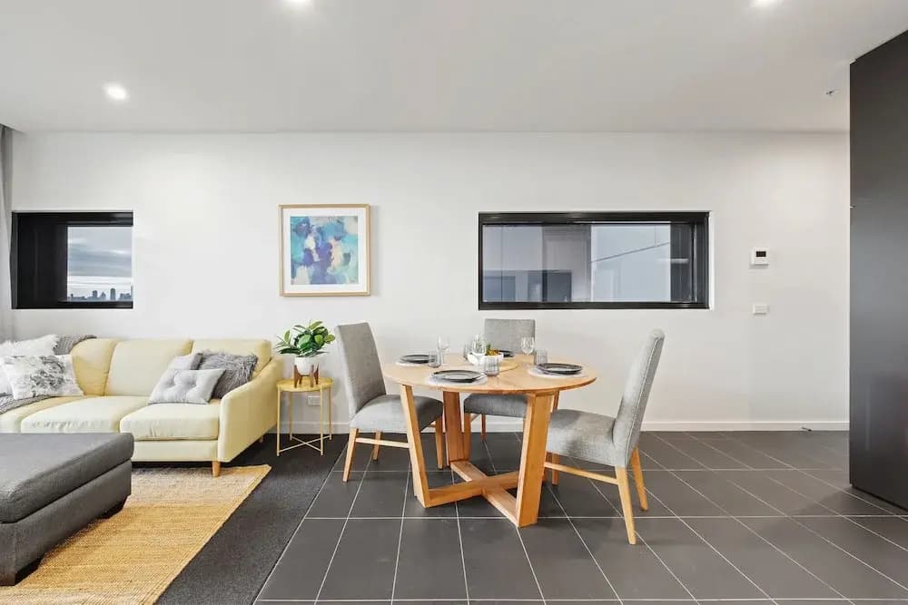 Ocean Views - Top Location - Parking - Restaurants - photo 3
