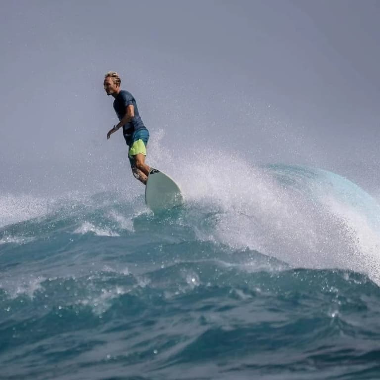 Moodhu Surf House - photo 9