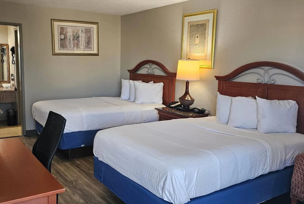 Days Inn by Wyndham Orlando Downtown - photo 7