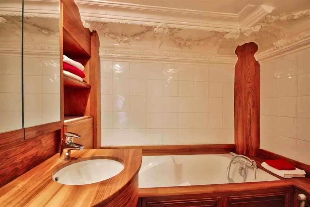 Luxury apartment - garden access Monceau - photo 7