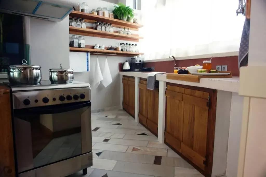 Unique - Spacious Studio with rooftop / Thissio - photo 1