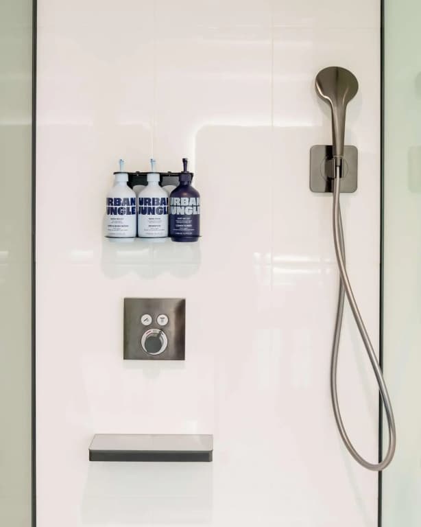 YOTEL Edinburgh - photo 39