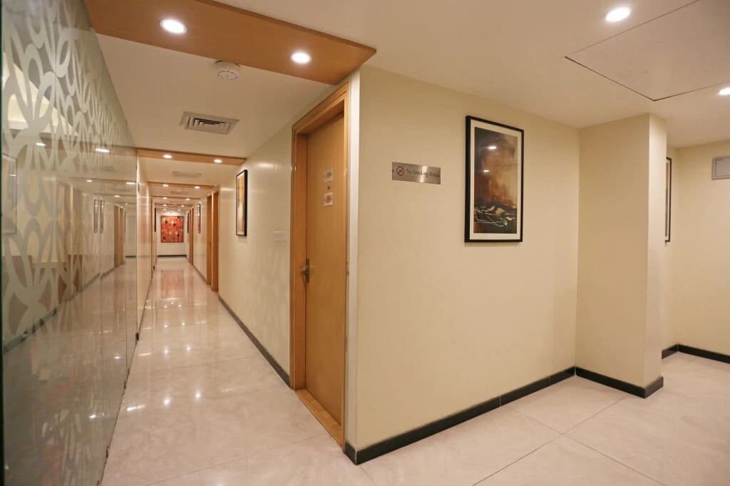 OYO Townhouse 5244 Galaxy Rooms - photo 13