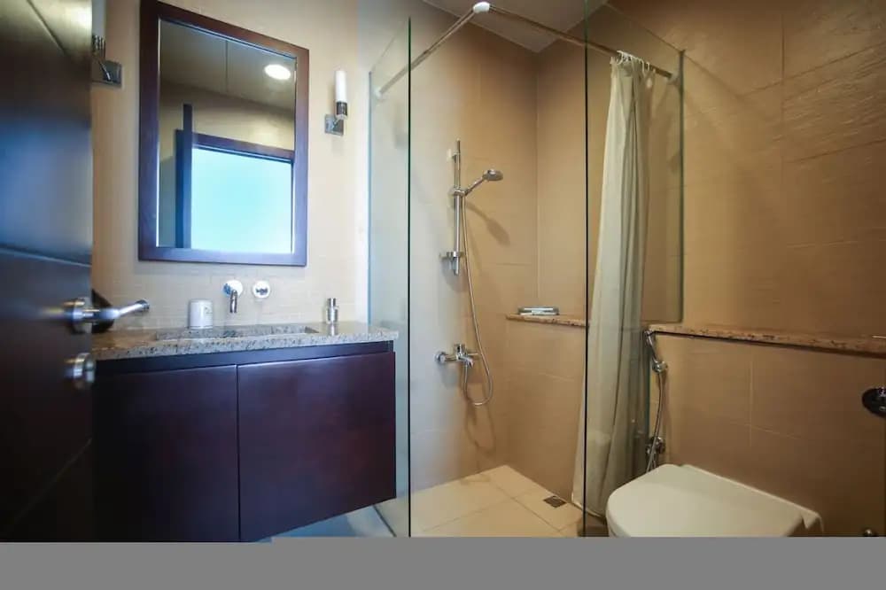 2 BD Tiara Palm Views Beach Pool Amazing Views - photo 7