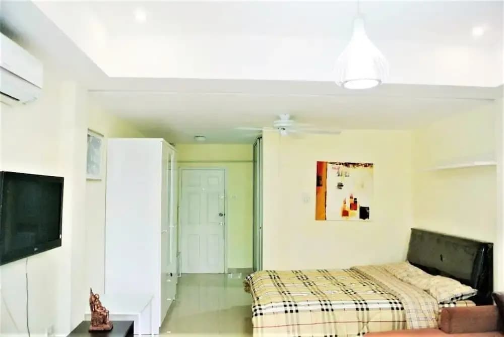 Central Pattaya Apartment - photo 2