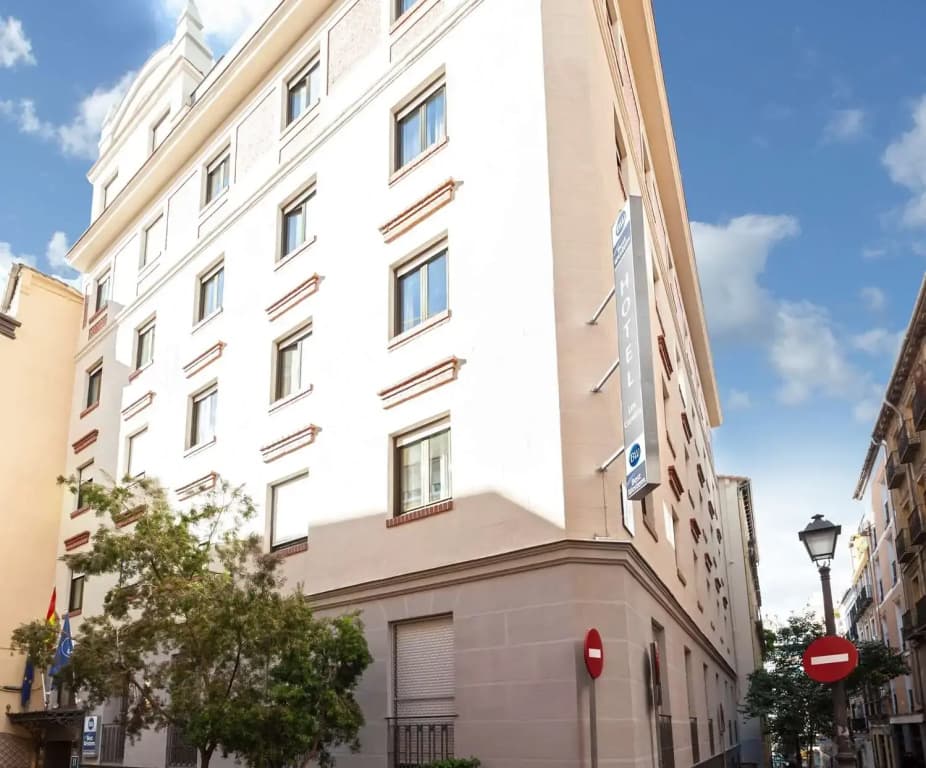 Los Condes Hotel - photo 30