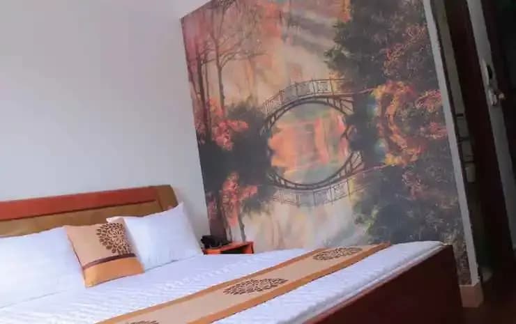Thanh Lich Hotel - photo 2