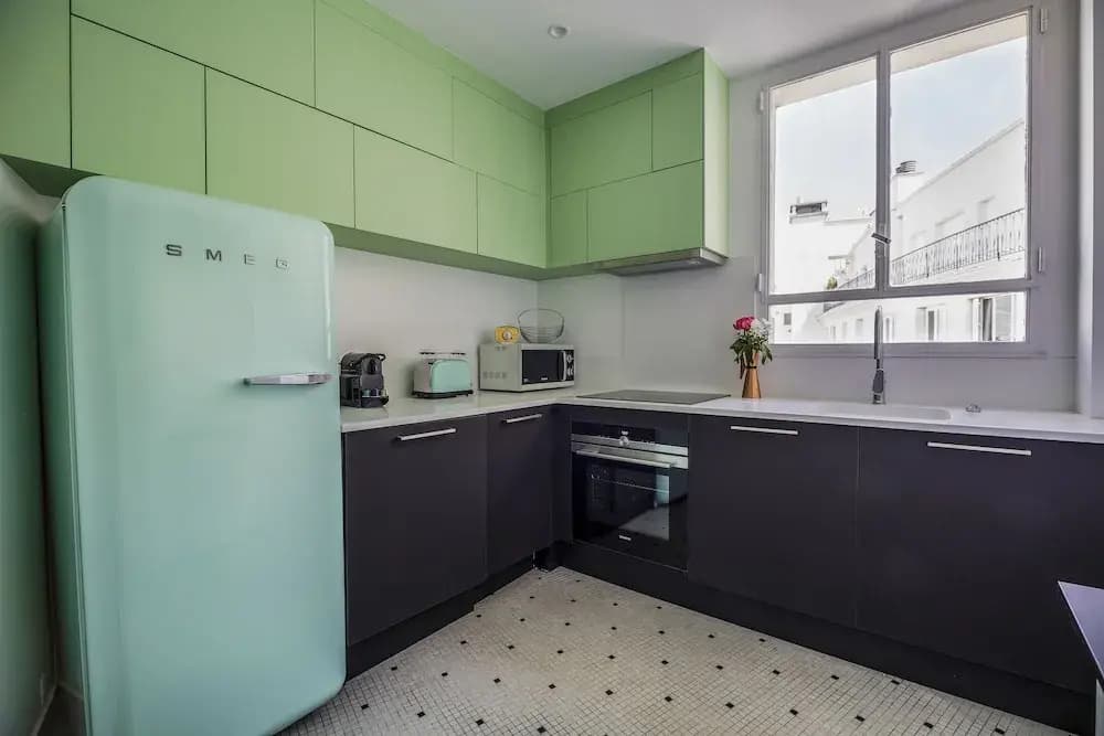 EUROPEA Eiffel Tower View Residence - photo 18