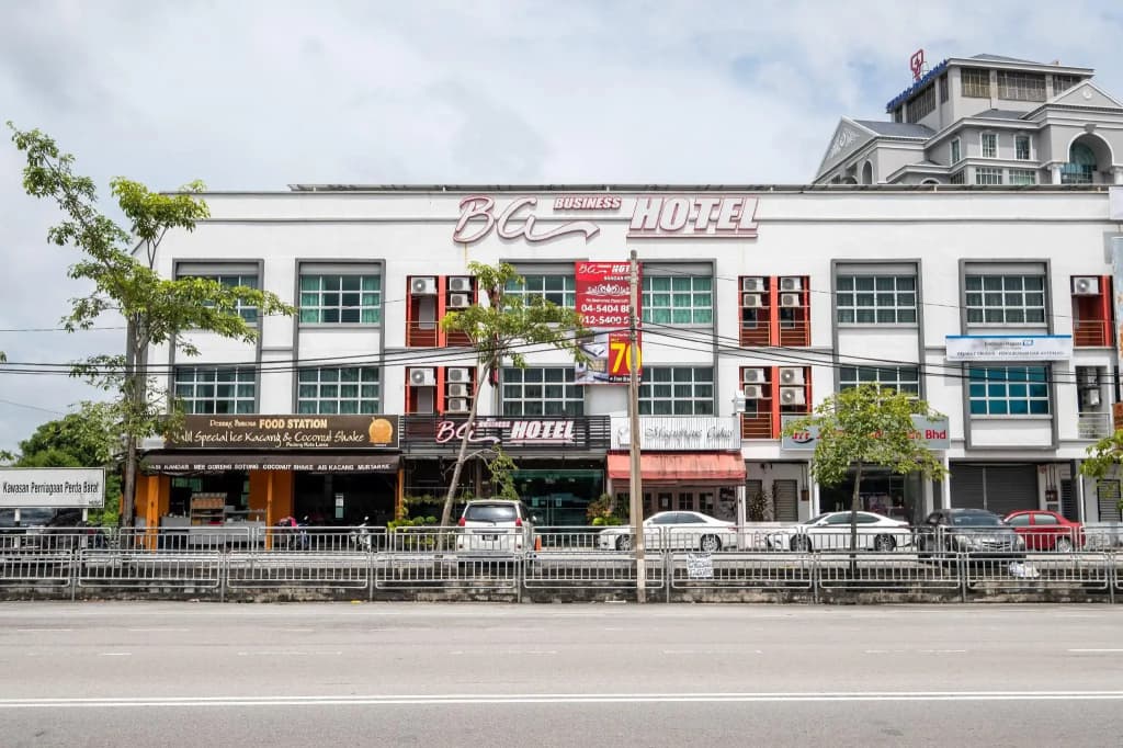 BG Business Hotel - main photo