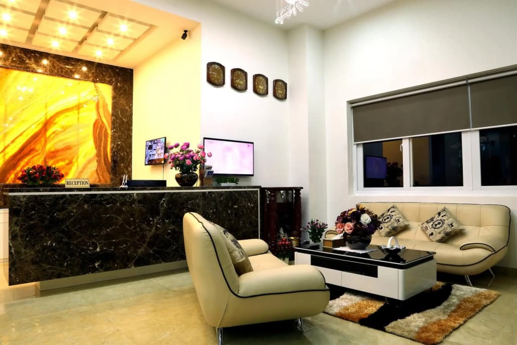 Thien Ha Hotel and Apartment - photo 2