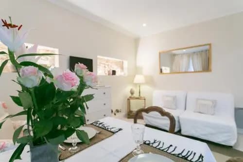 Quartier Latin Apartments - photo 3