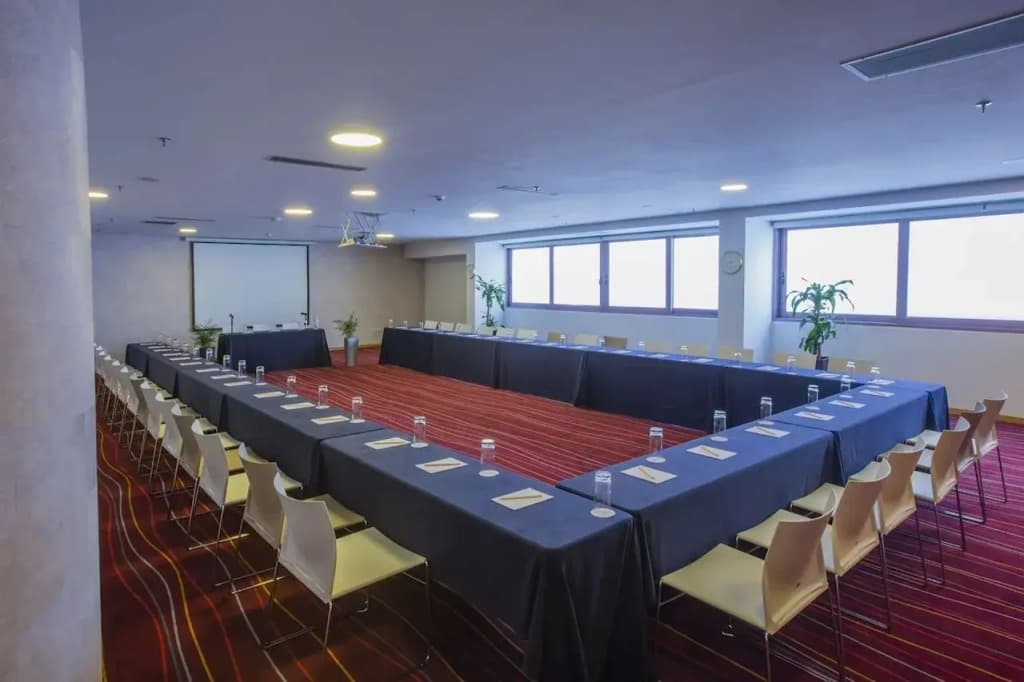 Novus City Hotel - photo 22