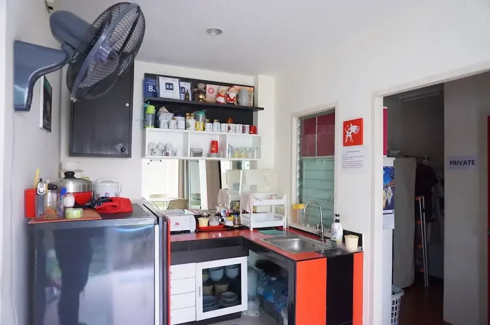 Ananas Phuket Hostel - photo 20
