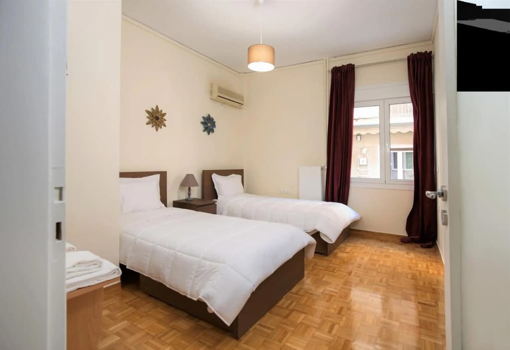 Lycabettus Quiet Renovated Apartment - photo 3