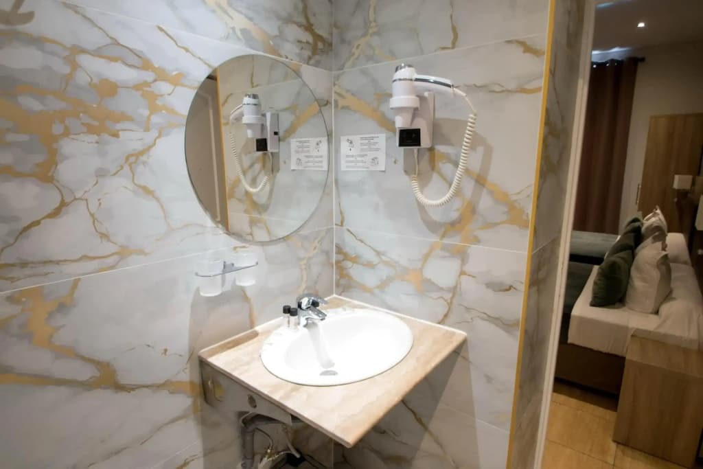 Hôtel Parisien - photo 9