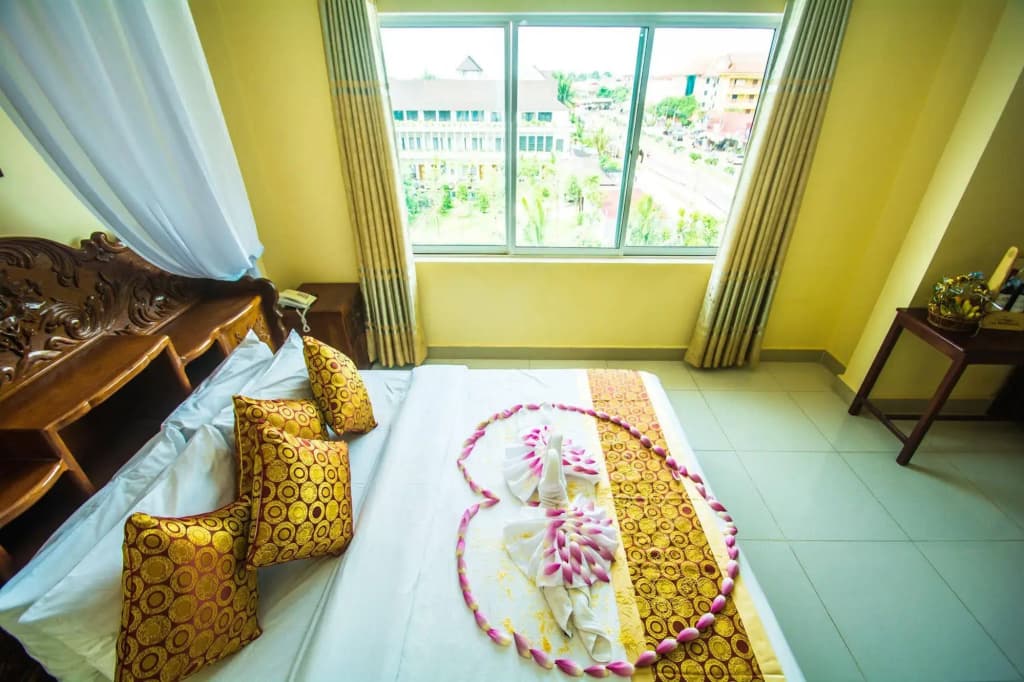 Kaorm Hotel - photo 2