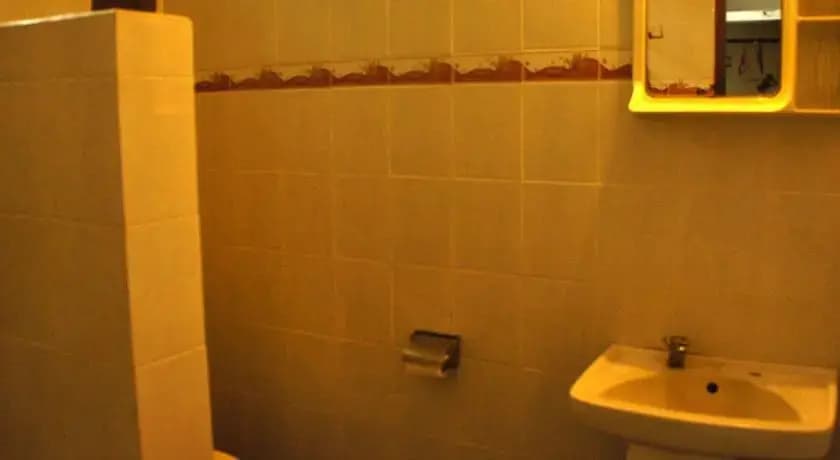 Ned's Hide-Away - photo 10
