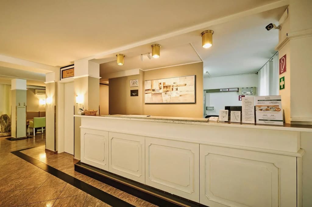Hotel Deutschmeister - photo 2