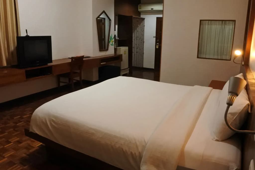 The Executive House - photo 15