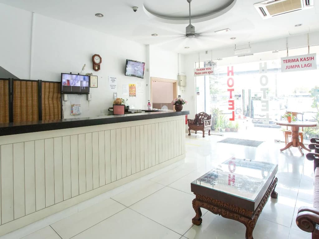 Hill Inn Tsb by OYO Rooms - photo 2