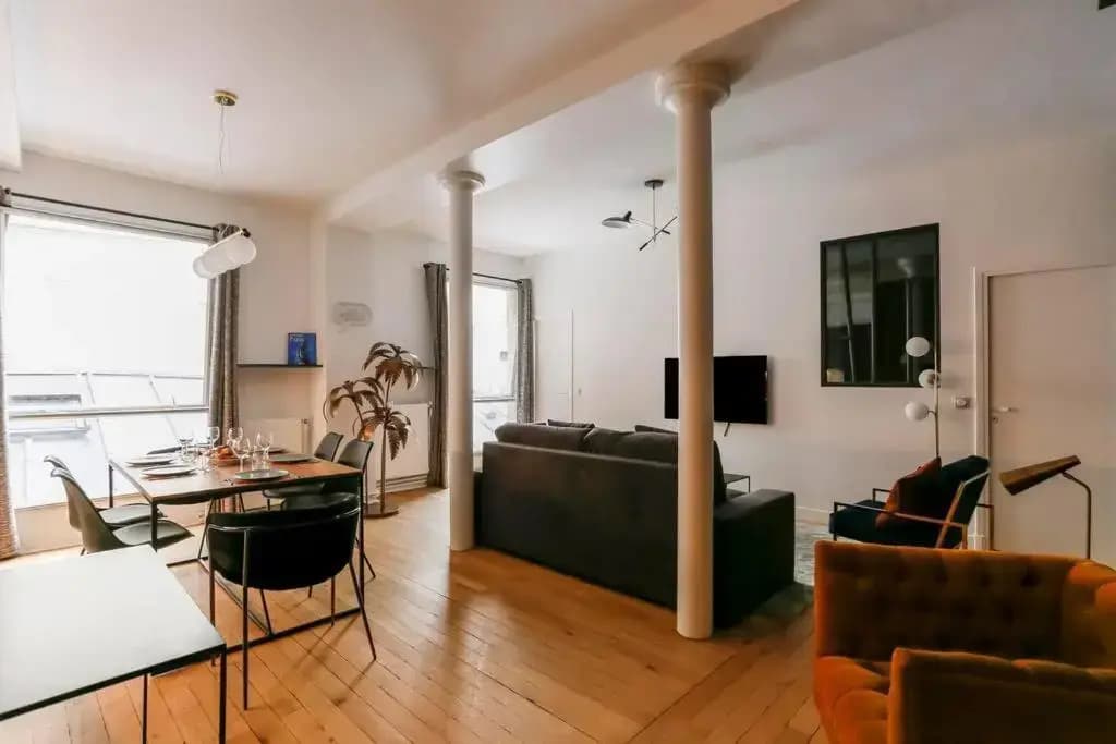 Louvre / Palais Royal Luxury Three Bedroom Duplex - photo 1