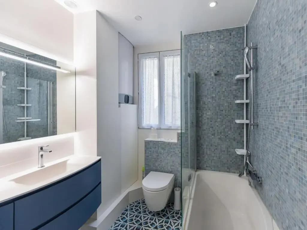 Welkeys - Crozatier Apartment - photo 8