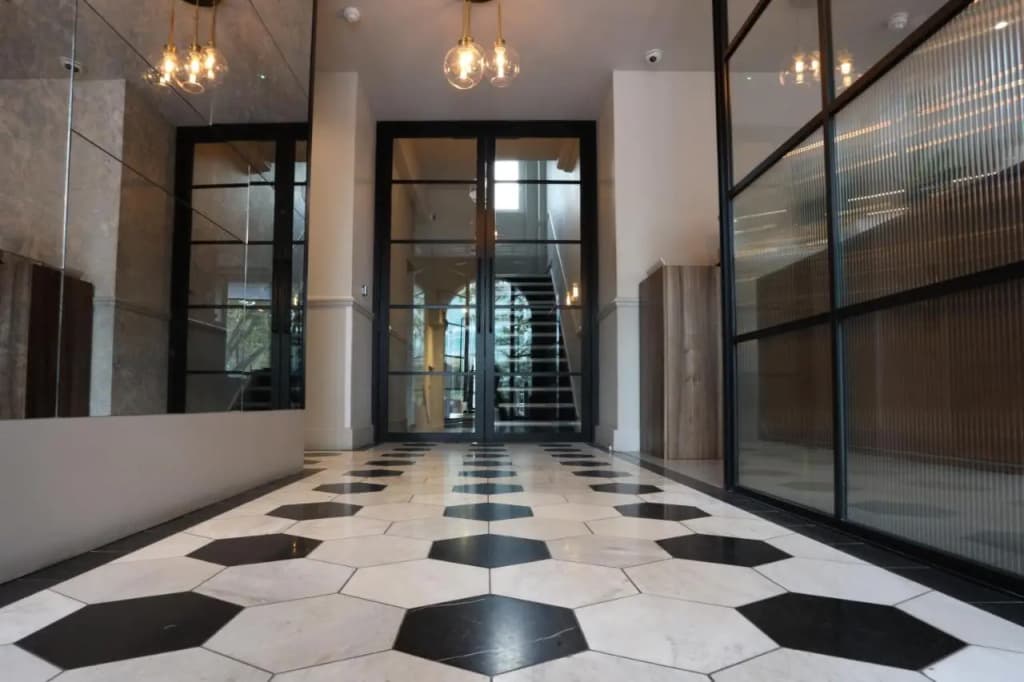 Euston Square Hotel - photo 22