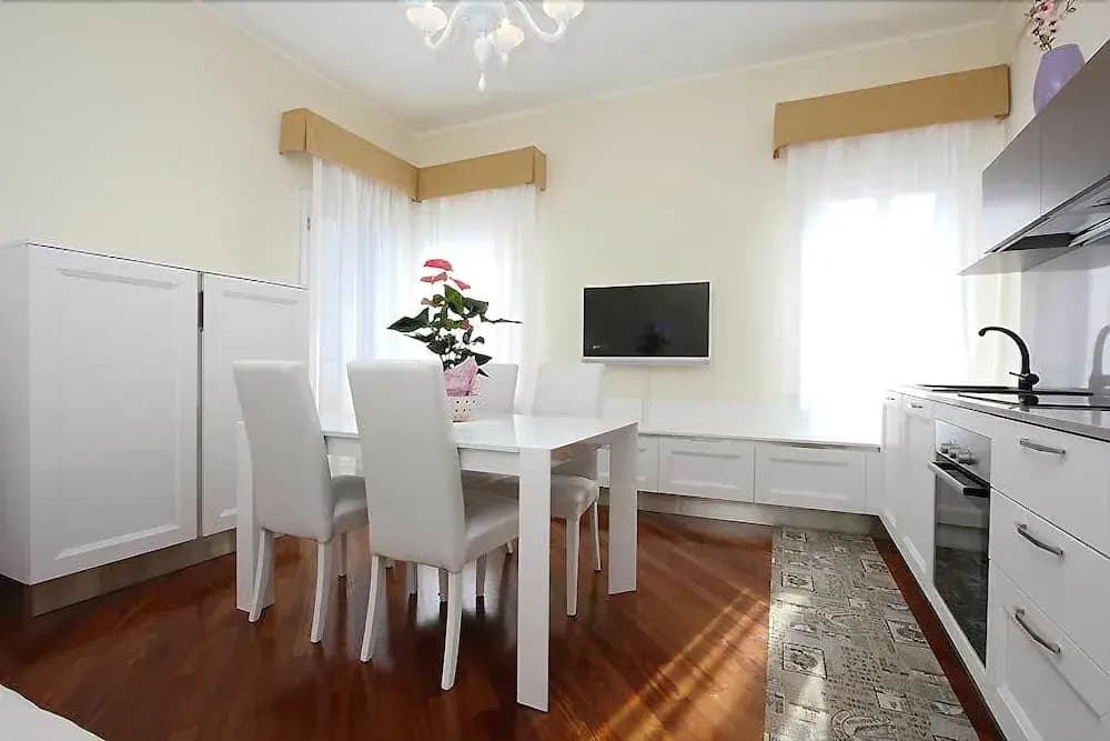 City Apartments - Splendid - photo 10