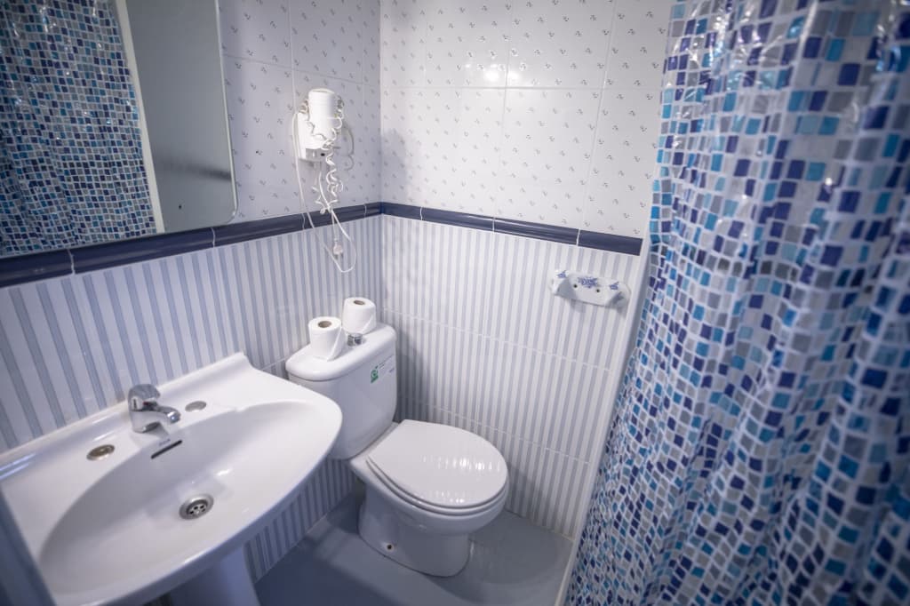 Hostal MYD Los Perales - photo 22