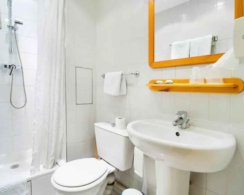 Trendy Canette Hotel - photo 9