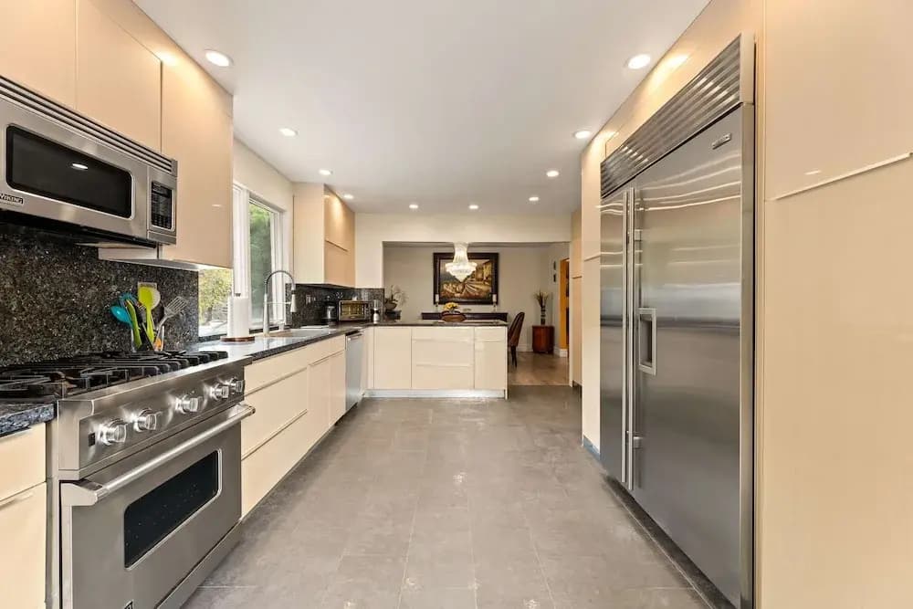 Allura Studio City Mediterranean With Private Pool - photo 24